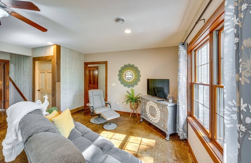 Belleville Appartement | First-Floor Belleville Apartment with Patio!