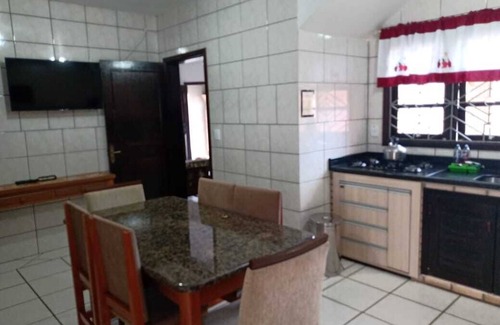 Tramandai Maison | rez-de-chaussée d'une maison de 3 chambres à coucher jusqu'à 10 personnes