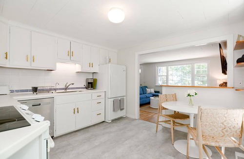 Rockport Maison | First Light: Long Beach Living