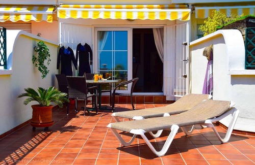 Nerja Appartement | First line of beach, comfortable apartment overlooking Playa Burriana bay
