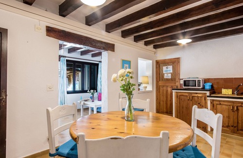 Cala San Vicente Chalet De Ski | Fish 2 last minute offer by Home villas 360