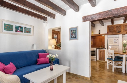 Cala San Vicente Chalet De Ski | Fish 2 last minute offer by Home villas 360