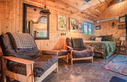 Mill Hall Cottage | Cozy Cottage on Bald Eagle Creek