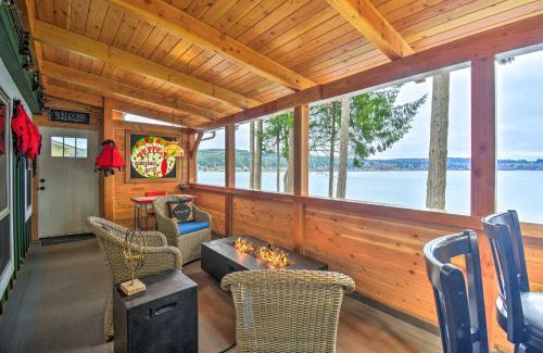 Port Ludlow Maison | Fish, Crab and Clam Waterfront Gem in Port Ludlow