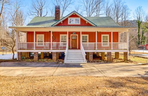 Marietta Maison | Fish, Hike and Relax Marietta Gem with River Access!
