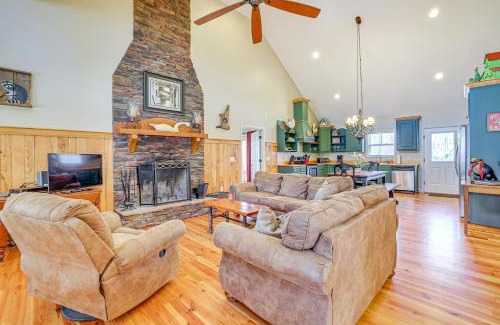 Marietta Maison | Fish, Hike and Relax Marietta Gem with River Access!