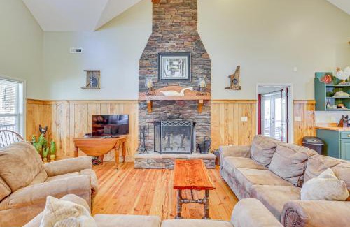 Marietta Maison | Fish, Hike and Relax Marietta Gem with River Access!