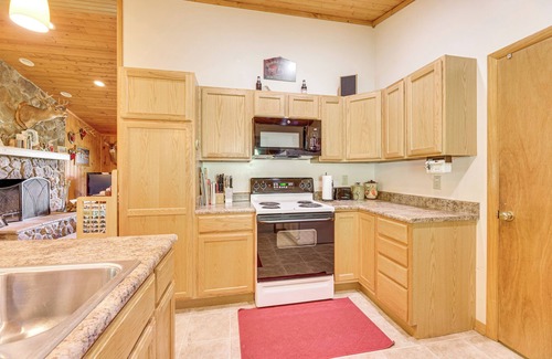 Doe Hill Cabine | NOUVEAU-Doe Hill Cabin w / Firepit 11mi to Trout Fishing
