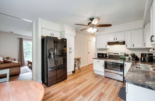 Dewart Maison | Fish, Hunt & Hike: Pet-Friendly Home in Allenwood