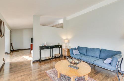 Longview Maison | Fish, Swim and Hike Waterfront Home in Longview!
