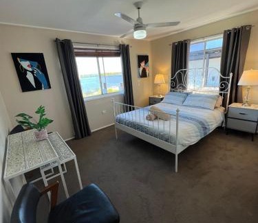 Griffin Maison | Fisher River Front