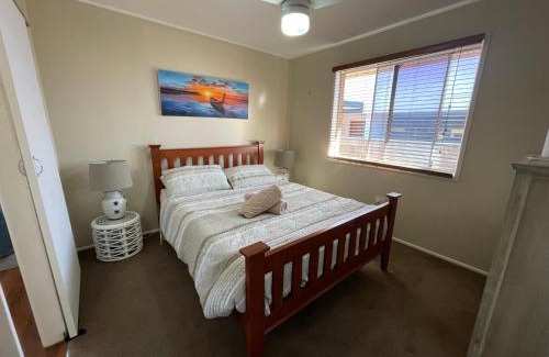 Griffin Maison | Fisher River Front