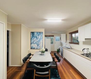 Griffin Maison | Fisher River Front