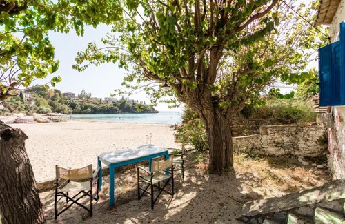 Lefktron Maison | Fisherman's Cottage