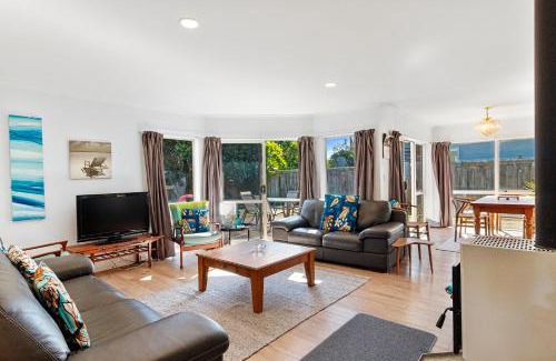 Bowentown Maison | Fisherman's Friend - Bowentown Holiday Home