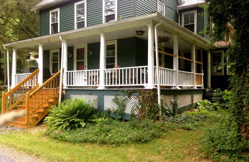 Coburn Maison | Paradis des pêcheurs sur Elk Creek 20 Miles de PSU