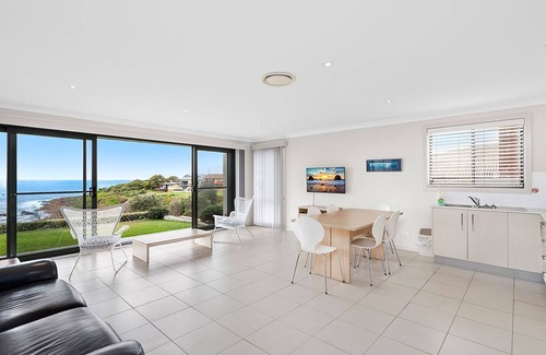 Fishermans Bay Maison | Fishie - 8a Pacific Street Fisherman Bay