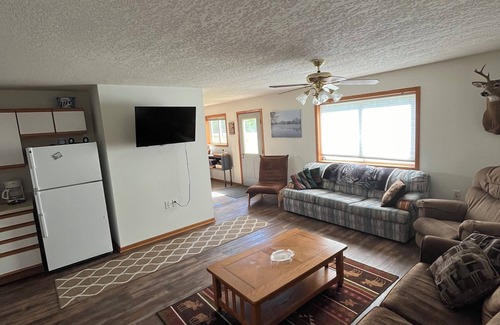 Hackensack Appartement | Fishing for a room..we've got a great catch!! Excellent location near Woman Lake