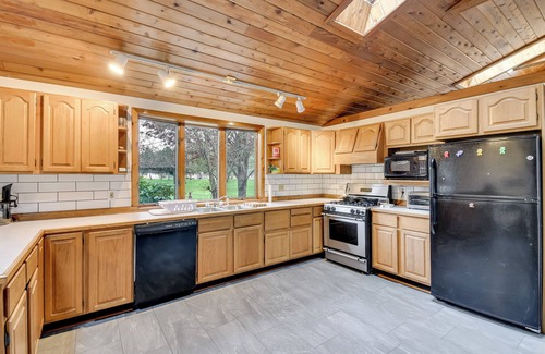 Sodus Maison | Fishing Pond & Spacious Yard: Quiet Home in Sodus!