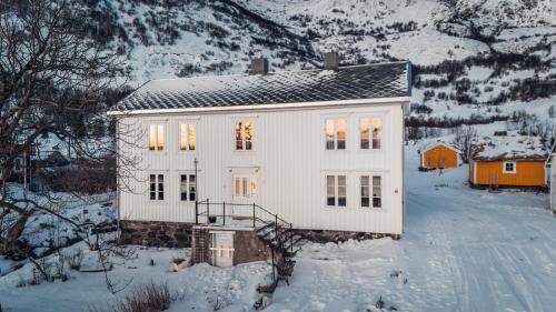 Flakstad Maison | Fiskeværet Nesland