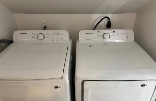 Fitchburg Appartement | Fitchburg quiet side modern 2BD.