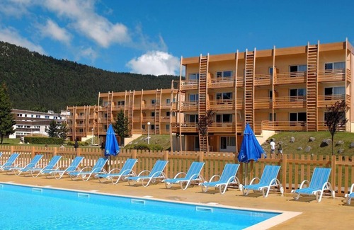 Autrans-Meaudre-en-Vercors Appartement | Remise en forme, parking, télévision, 70m², Autrans
