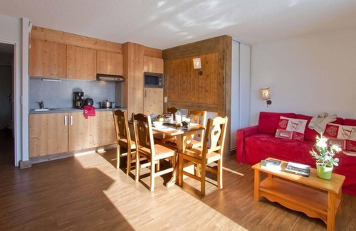 Autrans-Meaudre-en-Vercors Appartement | Remise en forme, parking, télévision, 70m², Autrans