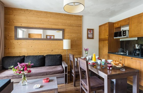 Vielle-Aure Appartement | Remise en forme, piscine, sauna, terrasse, balcon, télévision, casier à ski, 65m², Saint Lary Soulan