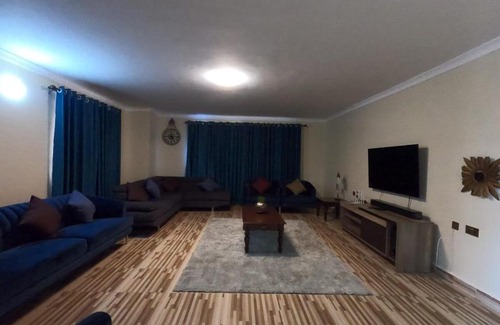 Central Province Villa | Five-Bedroom, all-ensuite Nest - MG's Mountain Nest