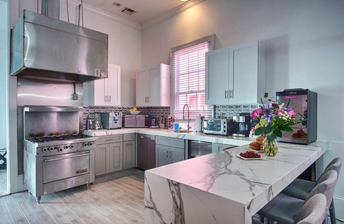 Faubourg Marigny Villa | Five BR - Sleeps 10! Steps from French Quarter