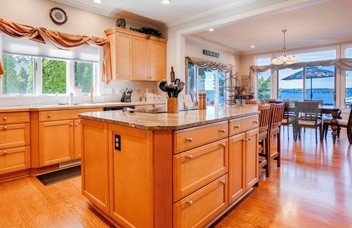 Town of Varick Cottage | Five Gates: Lakeside Paradise! Seneca Lake Luxury Home!