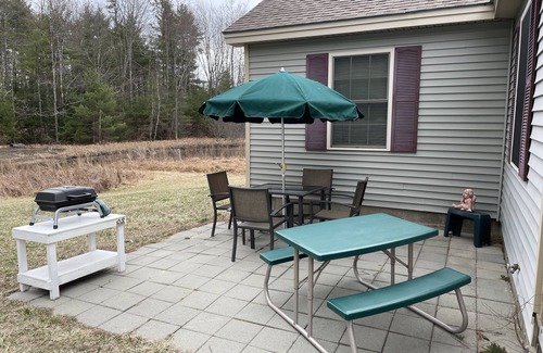 Scarborough Maison | Five miles from the beach, newly remodeled home with lots of privacy.