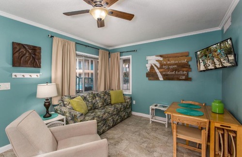 Bay Esplanade Maison | Five Palms Suite 106 - Daily - Weekly - Monthly