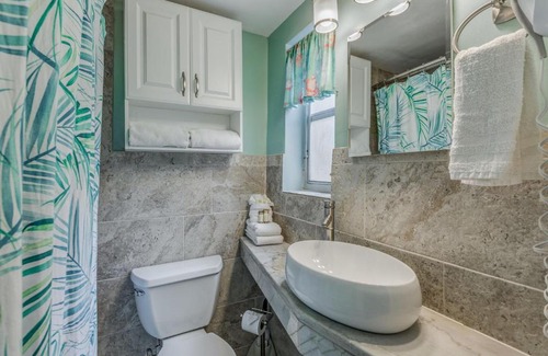 Bay Esplanade Maison | Five Palms Suite 106 - Daily - Weekly - Monthly