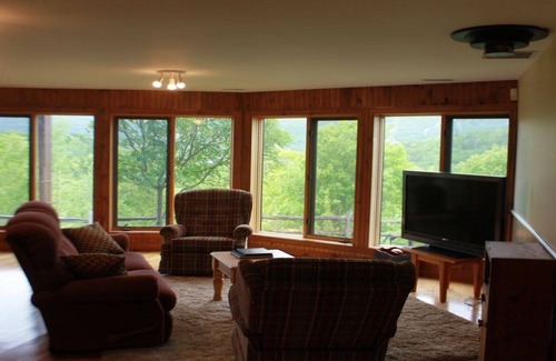 Mont-Tremblant Cabine | Five Star Chalet walk from Tremblant Ski and Golf Resort! Breathtaking View!