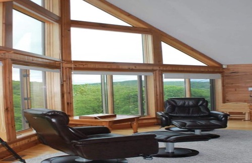 Mont-Tremblant Cabine | Five Star Chalet walk from Tremblant Ski and Golf Resort! Breathtaking View!
