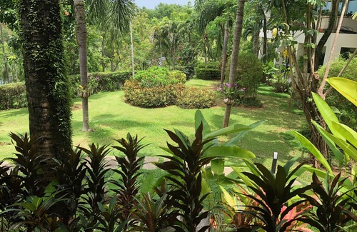 Choeng Thale Copropriété | Condominium cinq étoiles aux jardins de Layan - près de Laguna et de la plage de Bang Tao.