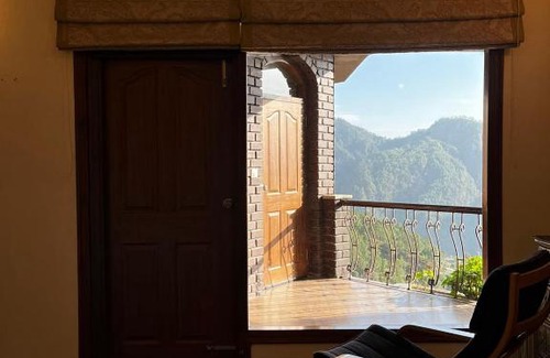 Naldehra Appartement | Five Star Hotel Apartment by The Manor Hotel