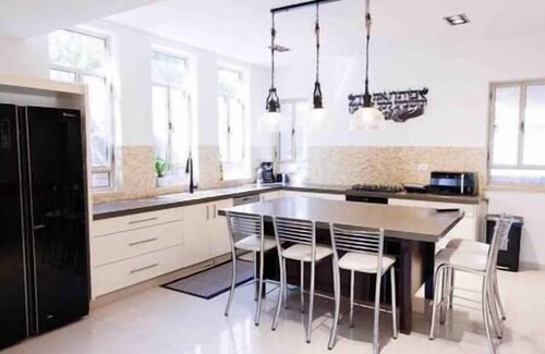 Hod HaSharon Maison | Five Stars Villa09
