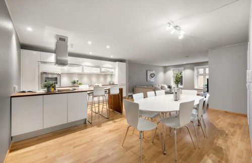 Bergen City Centre Appartement | Fløyen Lux Apartment