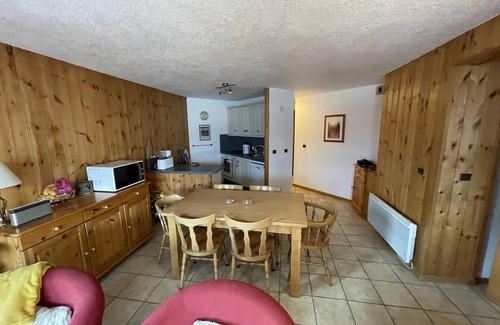 Flaine Appartement | Flaine Forêt, T3 cosy exposé sud, grand balcon avec vue, 2 ch , 6 couchages