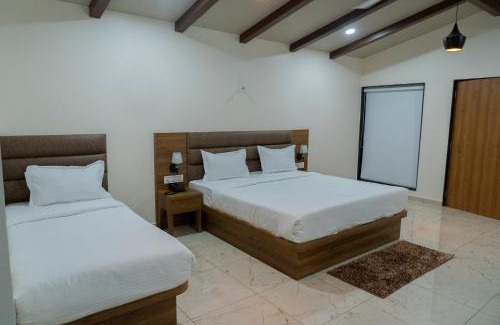 Una Hôtel | Flamingo Club and Resort Una 3 Km Away from Diu Check Post