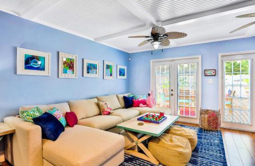 New Smyrna Beach Maison | Flamingo Cottage