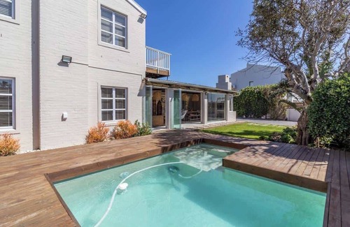 Milnerton Maison | Flamingo Villa @ Beach/Pool/Luxury/Solar Back Up