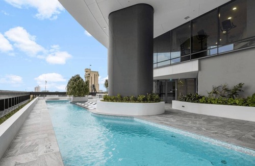 Brisbane Central Business District Appartement | Iconic Queens Wharf Apt | Pool & Riverside