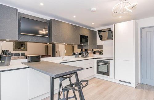 Cowley Appartement | Flat 1, 161 Crescent Road Luxury Apartment