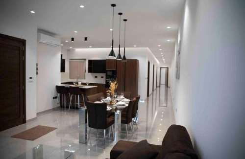 Mgarr Appartement | Flat 3, nearby Beaches & Countryside, with Terrace