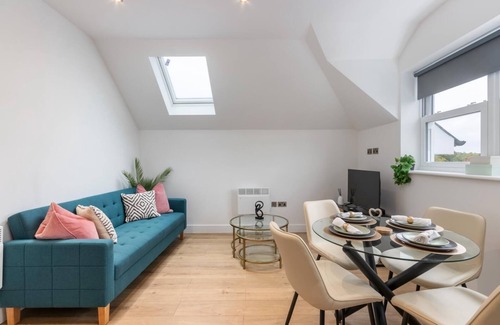 Leatherhead Appartement | Flat 3 Saarb Apartments