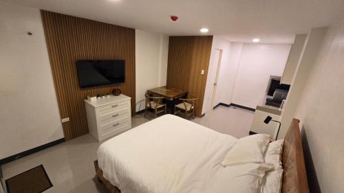 Las Pinas Appartement | Flat 35, Unit 1F