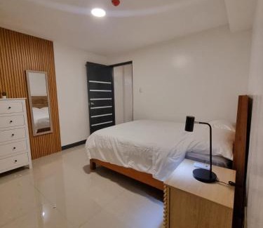 Las Pinas Appartement | Flat 35, Unit 2A